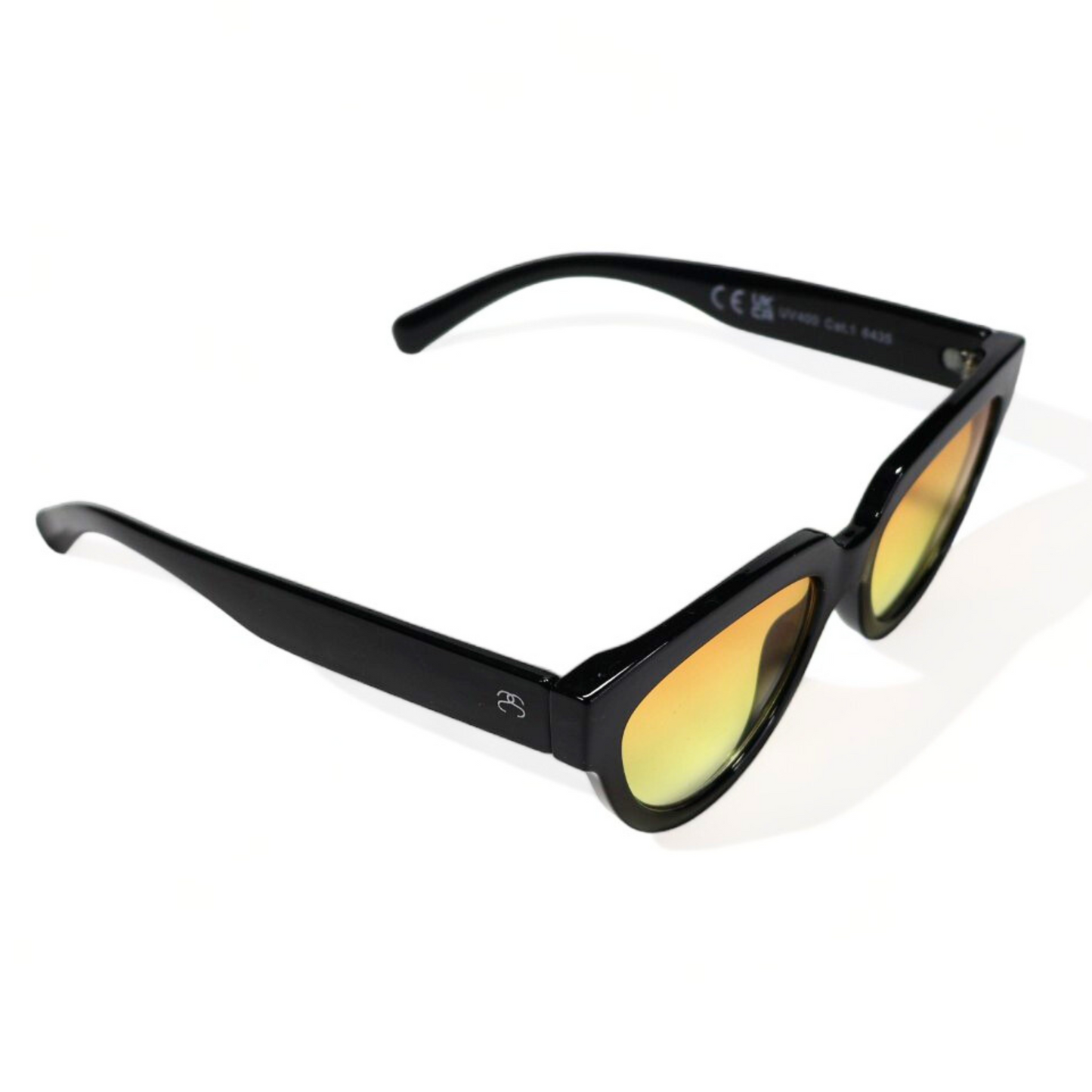 Stride Lens – Contessa eyelet
